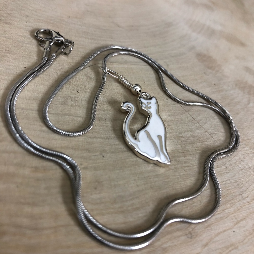 Cat Charm Pendant Silver Necklace